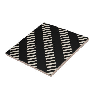 Carreau de céramique rayé noir et beige