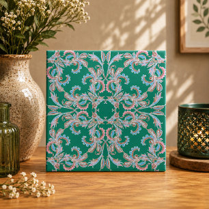 Carreau de filigrane floral orné en vert émeraude