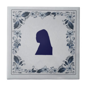 Carreau Delft en tuile bleue fille avec une oreille perle