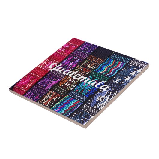 Carreau Des dessins textiles guatémaltèques. (Côté)