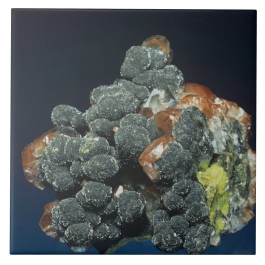 Carreau Descloizite sur la calcite (Devant)