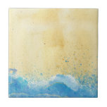 Carreau Eau Sable et Plage d'eau Carrelage en céramique<br><div class="desc">Cette décoration est composée d'un sable couleur aquarelle et d'une marée bleue parsemée d'un peu de fausse parties scintillant. Idéal pour votre maison de vacances ou gîte. Créé par Simply Farmhouse Press.</div>