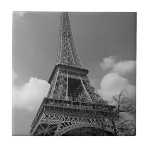 Carreau Eiffel nuageux en noir et blanc, 2015