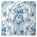 Carreau Elégant bleu et blanc Rococo Floral<br><div class="desc">Elégant, romantique et orné de style vintage Rococo floral continu avec roses bleus et des rouleaux sur arrière - plan blanc.</div>