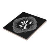 Carreau Élégant Goth initial R (Côté)