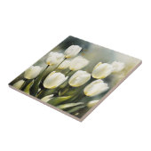 Carreau Élégante bande de tulipes blanches dans un jardin  (Côté)