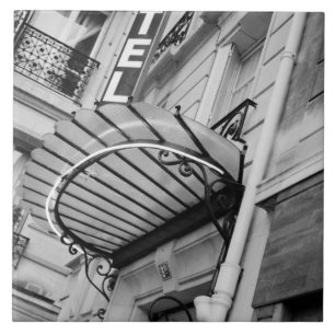 Carreau Europe, France, Paris. Détail de l'hôtel Left Ba