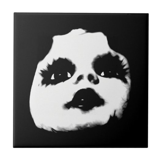 Carreau Face de poupée déplaisante (Devant)