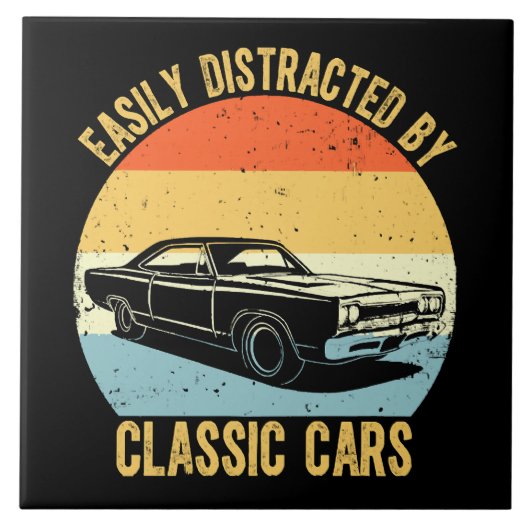 Carreau Facilement Distrait Par Les Voitures Classiques (Devant)