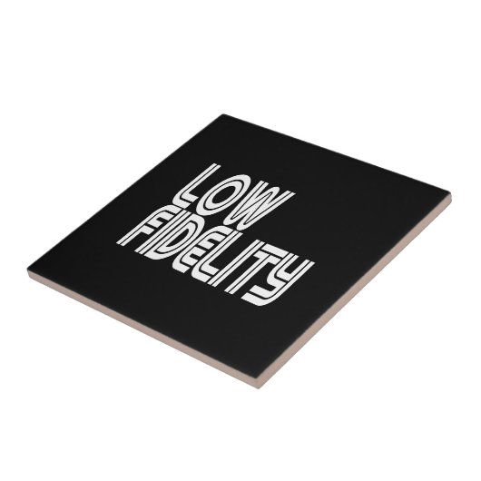 Carreau Faible fidélité (Côté)