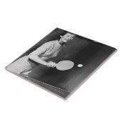 Carreau Femme jouant au ping-pong (Côté)