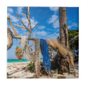 Carreau Filets de pêche séchant sur la plage (Devant)