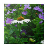 Carreau Fleur de cône blanc, fleurs pourpres et papillon (Devant)