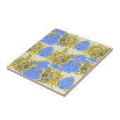 Carreau Fleurs dorées à main avec arrière - plan bleu (Côté)