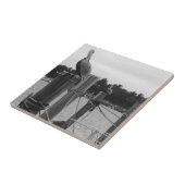 Carreau Floride, Pélican sur la tuile de Boatdock (Côté)