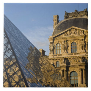 Carreau France, Paris, le musée du Louvre et la Pyramide,