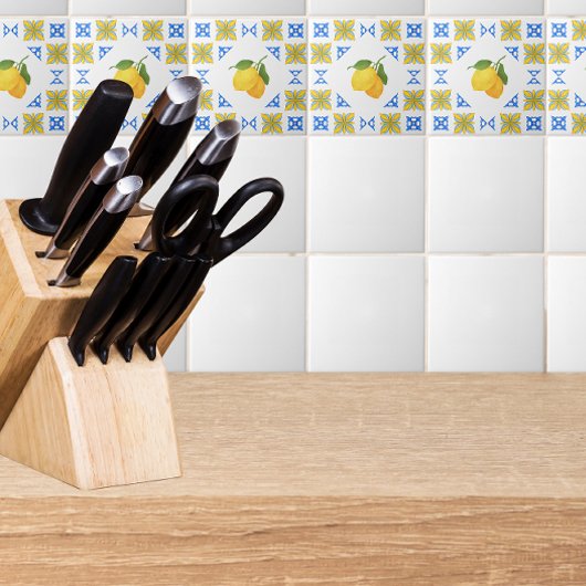 Carreau French Country Lemon Blue Tile Pattern