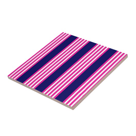 Carreau Fuchsia et blanc cinq bandes motif avec bleu (Côté)