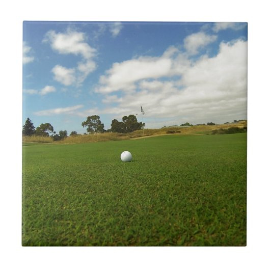 Carreau Golf Ball Sur Le Vert, (Devant)