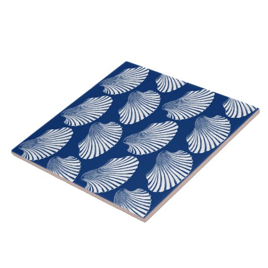 Carreau Impression de coquille de St Jacques, bleu marine  (Côté)