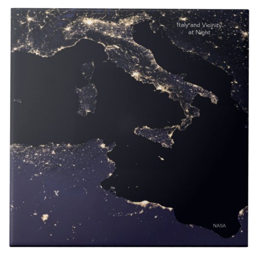 Carreau Italie à la nuit, photo de la NASA (Devant)