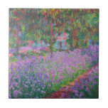 Carreau Jardin de l'artiste à Giverny par Claude Monet<br><div class="desc">Artist's Garden at Giverny (1900) de Claude Monet est une peinture naturelle de grand art impressionniste vintage présentant des fleurs dans les jardins Claude Monet de sa maison à Giverny, France. À propos de l'artiste : Claude Monet (1840-1926) est un fondateur du mouvement de peinture impressionniste française, dont la plupart...</div>