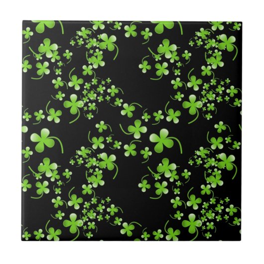 Carreau Joli motif Shamrock, vert sur accessoire noir (Devant)