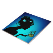 Carreau La femme papillons bleues (Côté)