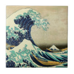 Carreau La Grande Vague au large de Kanagawa (神 奈 川 浪 裏) C<br><div class="desc">La Grande Vague au large de Kanagawa (神 奈 川 浪 裏), est une gravure en bois de l'artiste japonais Katsushika Hokusai (葛 ). S'il vous plaît visitez mon magasin pour un design plus intéressant et plus de choix de couleurs. => zazzle.com/iwheels*</div>