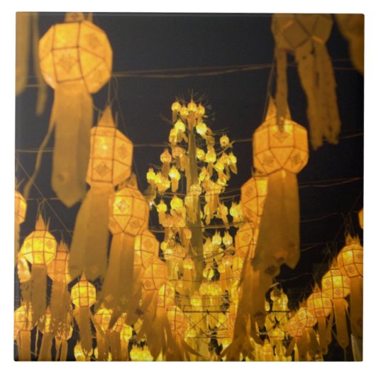 Carreau Lanternes pour le festival Loi Krathong. (Devant)