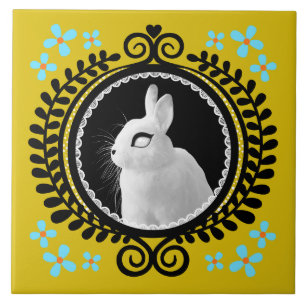 Carreau Lapin Blanc Étrange : Jaune, Noir et Bleu Clair