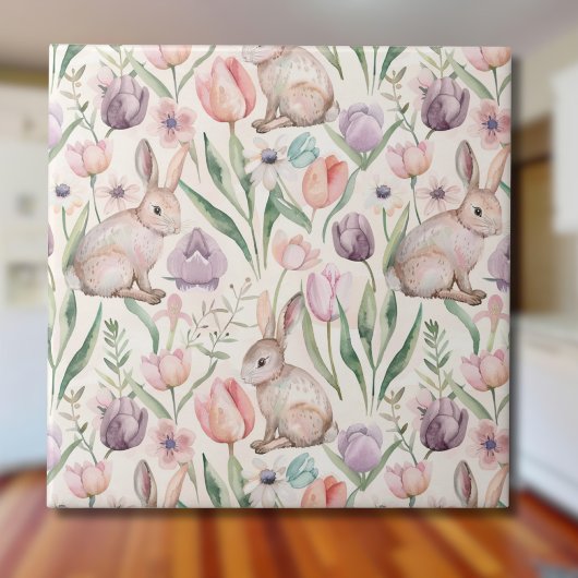 Carreau Lapin Gris Mignon avec Tulipes Colorées