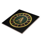 Carreau Lettre A, médaillon monogramme orné (Côté)