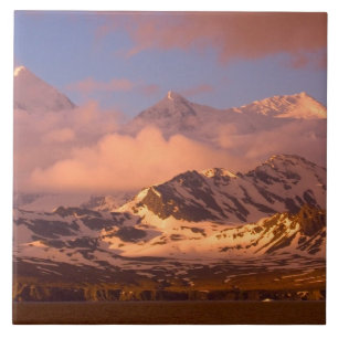 Carreau Lever de soleil sur les chaînes de montagnes du Su