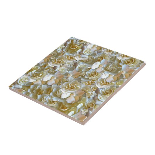 Carreau Many beautiful petals of rose (Côté)