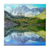 Carreau Maroon Bells se reflétant dans le lac Maroon (Devant)