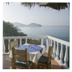 Carreau Mexique, Guerrero, Zihuatanejo. Table de café sur