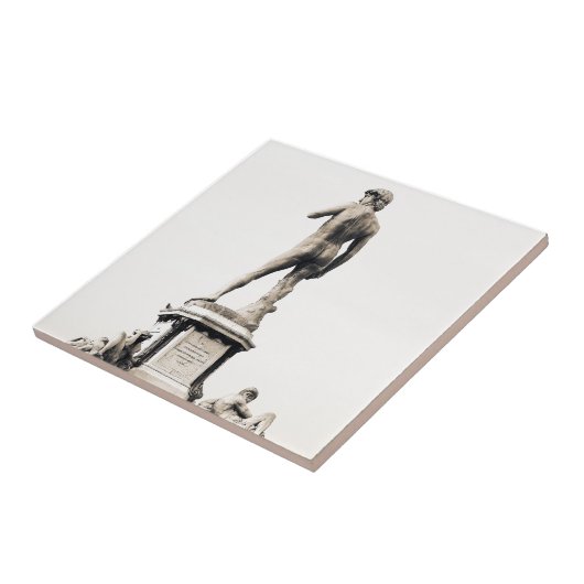 Carreau Michel-Ange Square (Côté)