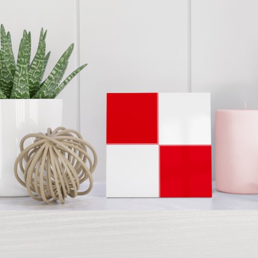 Carreau Minimaliste croate rouge blanc géométrique