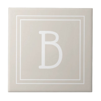 Carreau Moderne modèle d'initiale monogrammée marron clair