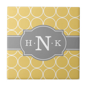 Carreau Monogramme gris Motif du cercle jaune fille