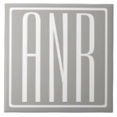 Carreau Monogramme initial | Blanc sur gris clair (Devant)
