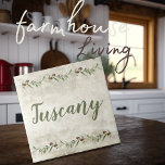 Carreau Monogramme Olive Garland Rustic Green Toscane<br><div class="desc">Robe rustique branches d'olivier garland. Script toscan en coordonnant vert. Mélangez et faites correspondre d'autres tuiles pour créer votre look parfait. 100% de satisfaction client avec "Zazzle" tous les jours.</div>