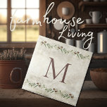 Carreau Monogramme Olive Garland Rustique Personnalisé Bro<br><div class="desc">Des branches d'olivier rustiques à l'aquarelle. Personnalisez avec votre monogramme familial en coordonnant le brun. Mélangez et faites correspondre d'autres tuiles pour créer votre look parfait. 100% de satisfaction client avec "Zazzle" tous les jours.</div>