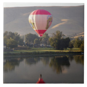 Carreau Montgolfière au-dessus de la rivière Yakima