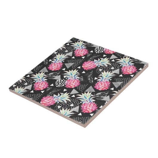 Carreau Motif d'ananas triangulaire texturé (Côté)