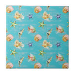 Carreau Motif de sébaste de poisson marin<br><div class="desc">Cette conception a été créée par art numérique. Elle peut être personnalisée en cliquant sur le bouton personnaliser et en modifiant la couleur, en ajoutant un nom, des initiales ou vos mots préférés. Contactez-moi à l'adresse colorflowcreations@gmail.com si vous souhaitez que ce design soit disponible sur un autre produit. Achetez ma...</div>