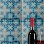 Carreau Motif géométrique Abstrait bleu doux et Indigo<br><div class="desc">Ce carrelage en céramique présente un motif géométrique complexe et symétrique qui est au coeur de son design. Au coeur du motif se trouve une figure étoilée marquée par une forme "X", encastrée dans plusieurs hexagones concentriques. Chaque couche de la conception présente un dégradé de teintes bleues, allant de l'azur...</div>
