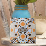 Carreau Motif géométrique ethnique  orange Brown bleu<br><div class="desc">Carrelage décoratif ethnique avec un motif sans couture aux formes géométriques dans les tons marron et orange sur un arrière - plan bleu clair.</div>