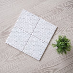 Carreau Motif isométrique noir et blanc moderne<br><div class="desc">Ce carrelage en céramique moderne présente une motif isométrique minimaliste en noir et blanc. Les couleurs sont entièrement personnalisables dans l'outil Design en cliquant sur le bouton Modifier.</div>